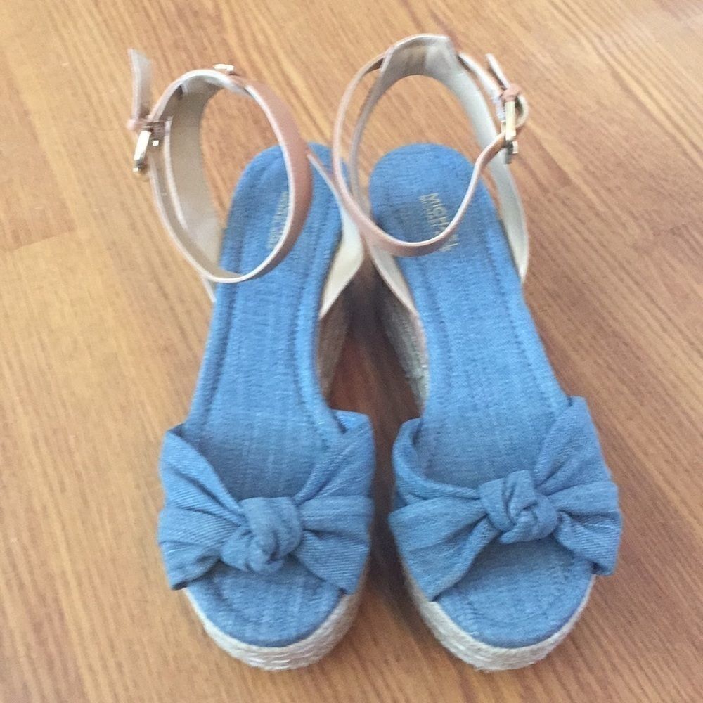 Michael kors Maxwells mid wedged sz 8M - Picture 4 of 7